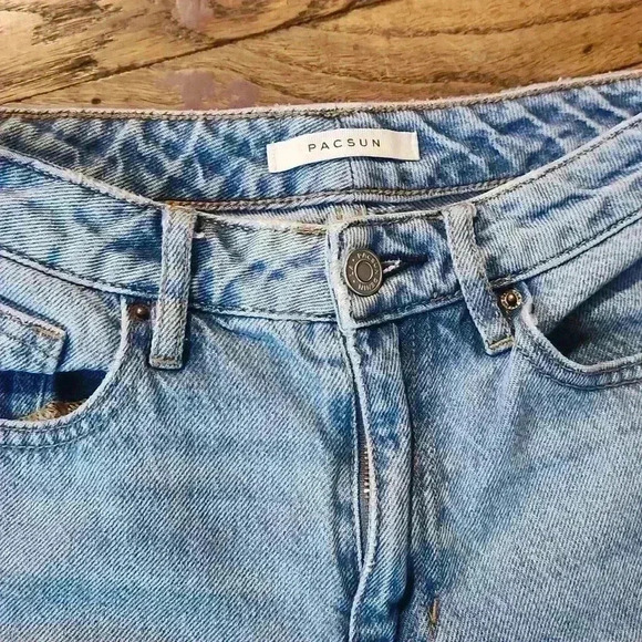 Pacsun mom jeans size 23 - Picture 2 of 8